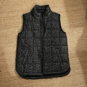 Gap puffer vest